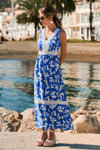 Robe longue tropicale bleue col V