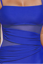 Maillot de bain une pièce bleu royal ventre plat