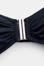 Maillot de bain une pièce couverture moderne effrontée