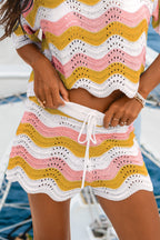 Short cover up rayé à taille à cordon