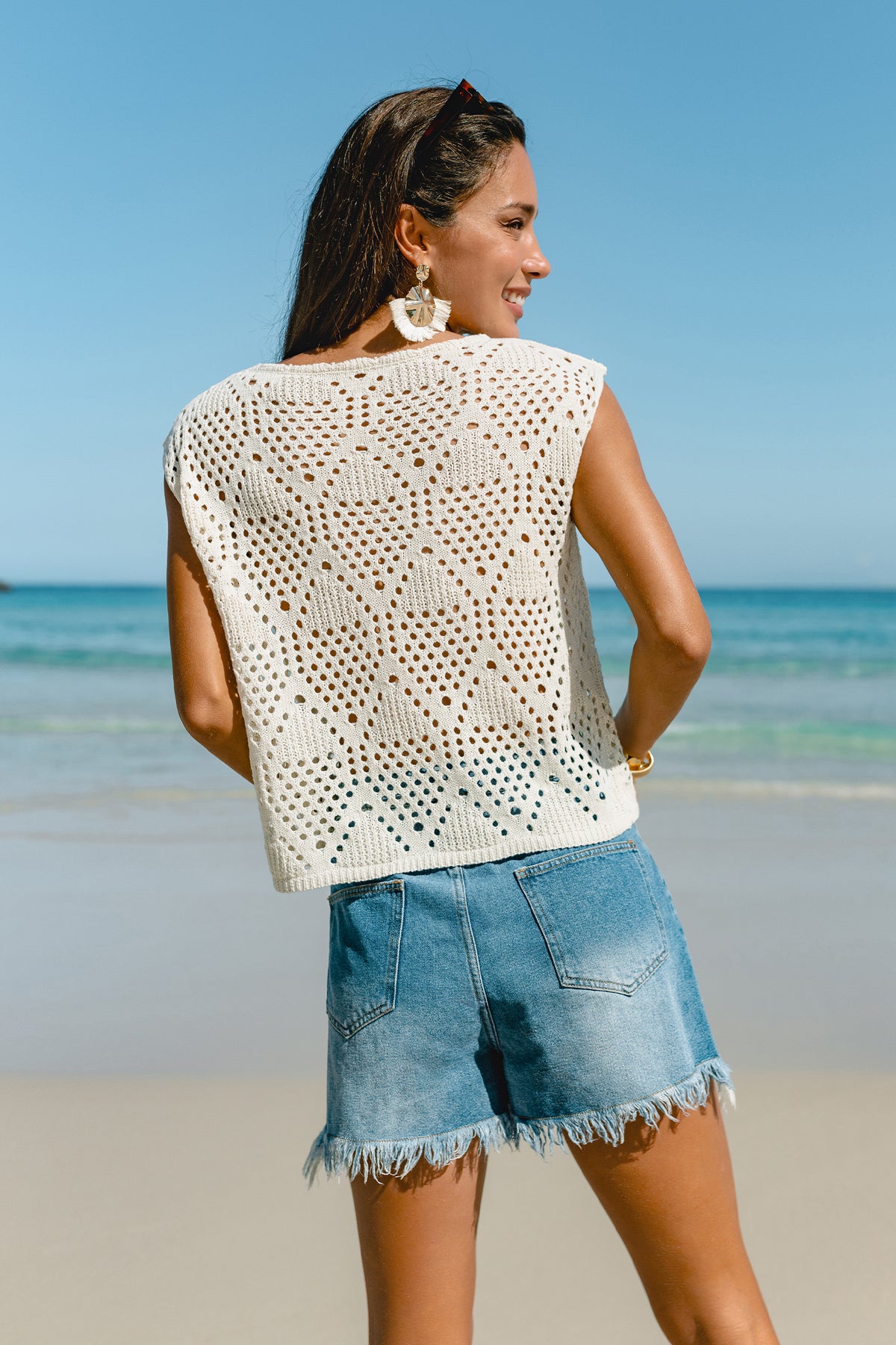 Top cover up beige doux et décontracté